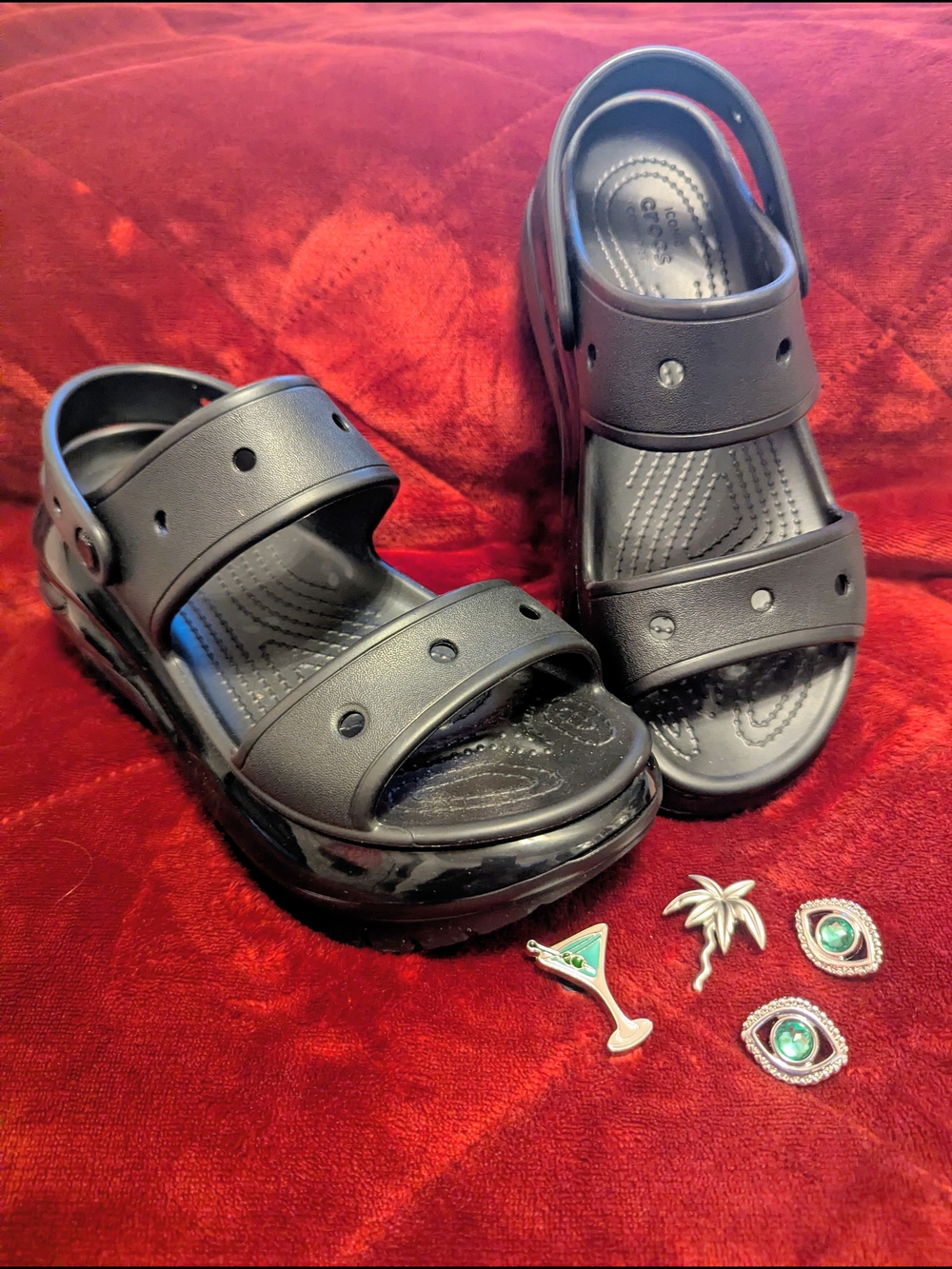 Croc Classic Mega Crush Platform Sandal